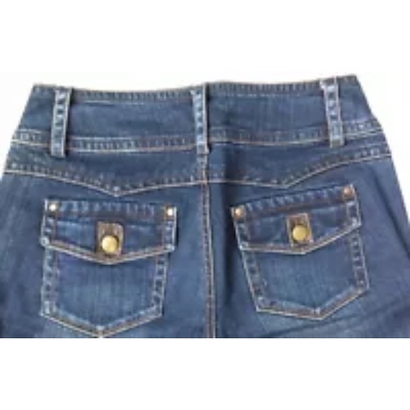 CAbi 4 Blue Jeans Leather Trim 2 Button Waist Flap - Picture 2 of 8